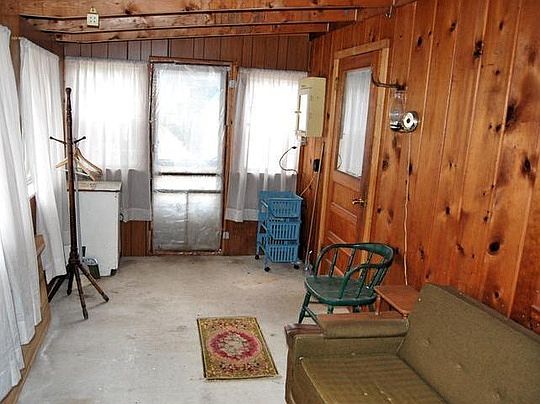 3rd image of 4031 Oak Hill Dr