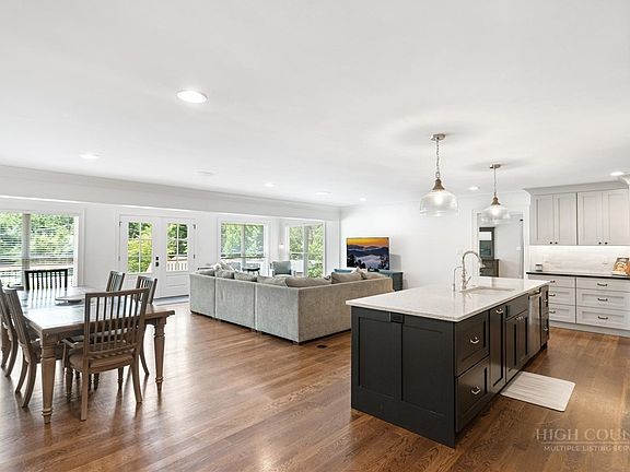 2nd image of 110 Westbrook Drive