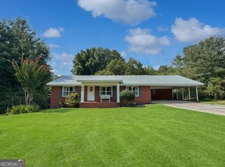 972 Earl North Rd, Newnan, GA 30263