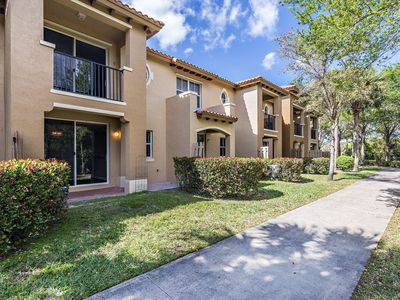 2912 Hidden Hills Road #1205, West Palm Beach, FL, 33411