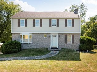 142 Lakeview Dr, Mc Kees Rocks, PA 15136