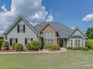 371 Emma Dr, Winder, GA 30680