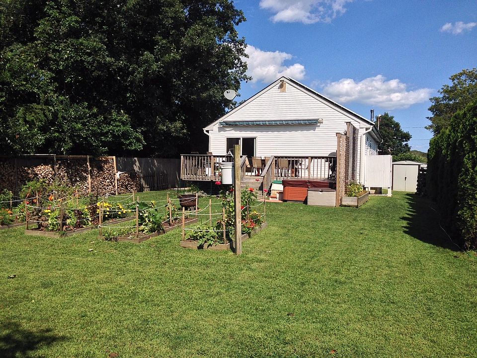 1st image of 24 Abby Ln