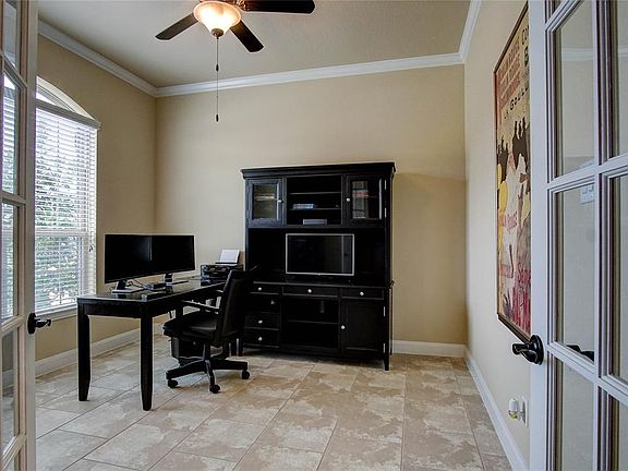 4th image of 5519 Little Creek Ct