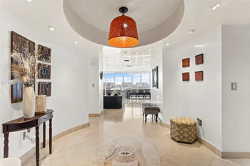 18911 Collins Ave Photo 1