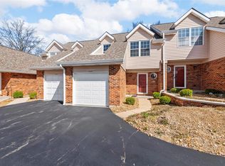 1019 Alpine Ridge Dr, Ballwin, MO 63021