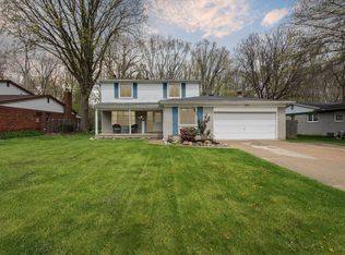 16190 Crescent Dr, Southfield, MI 48076