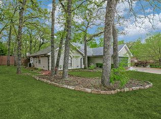 133 Bremen Dr, Hurst, TX 76054