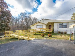 8509 Fair Oaks Rd, Hixson, TN 37343