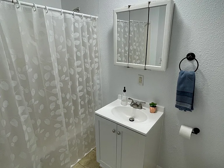 115 6th St W #115 — Photo 7
