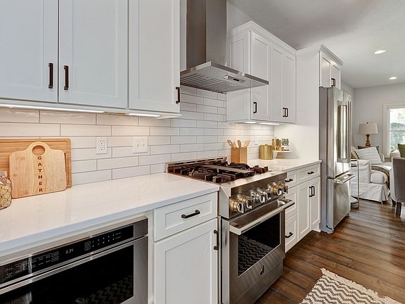 6th image of this home