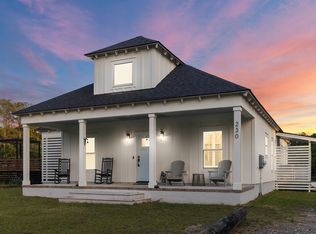 230 Winchime Ct, Moncks Corner, SC 29461