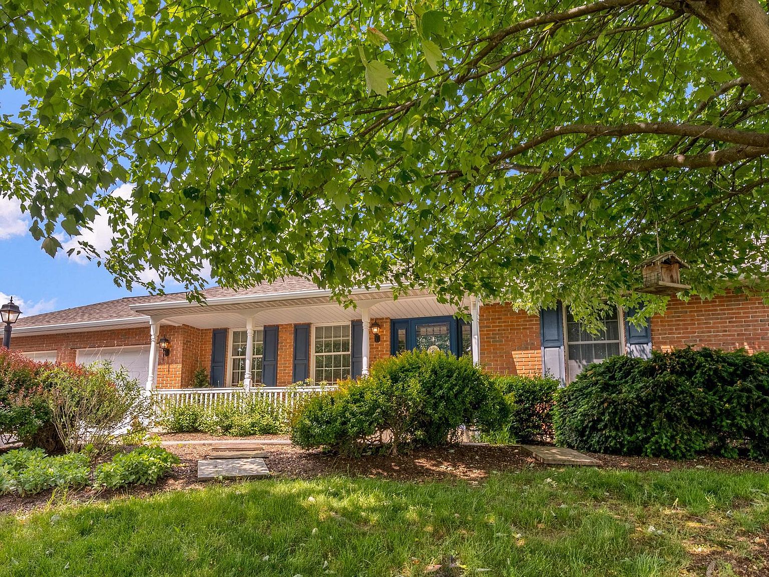 2319 Locust Ln, Gilbertsville, PA 19525 Zillow