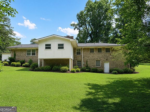 4th image of 6505 Cherie Ln