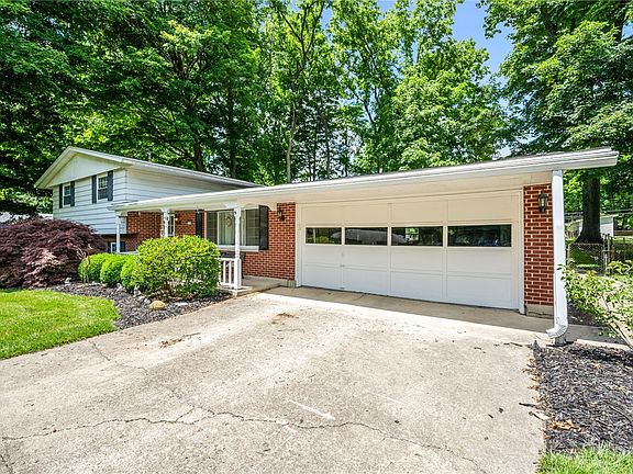 3rd image of 2718 Bahns Dr