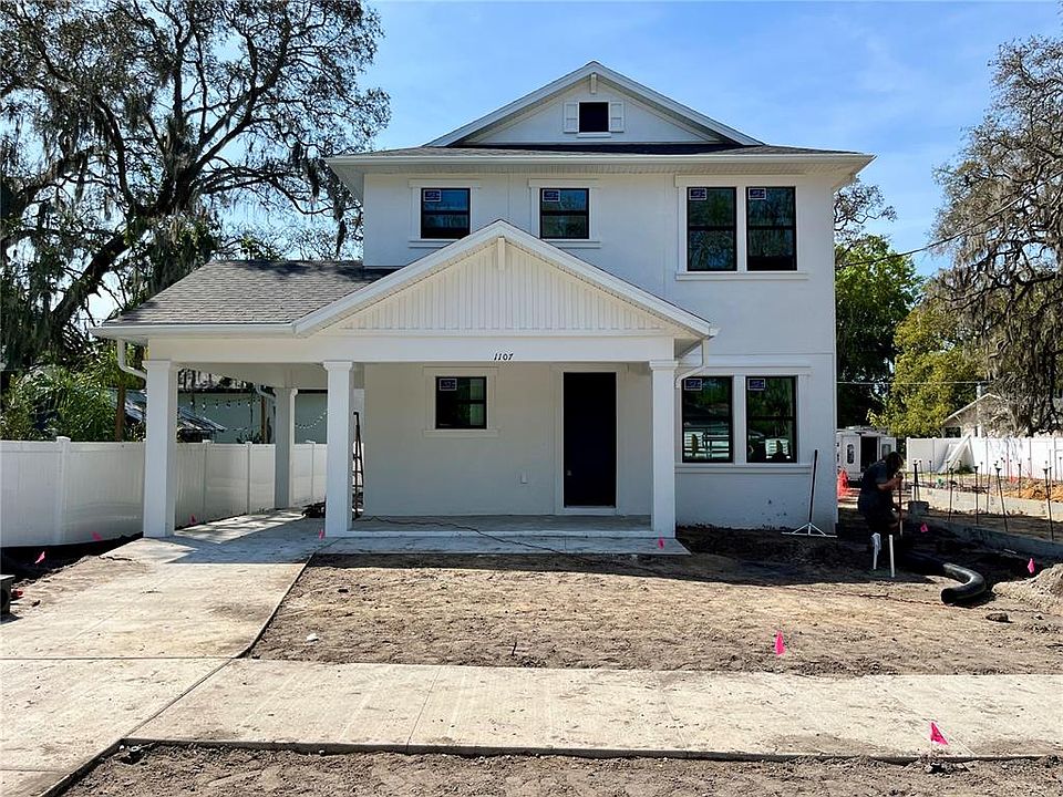 1st image of 1105 E LOUISIANA