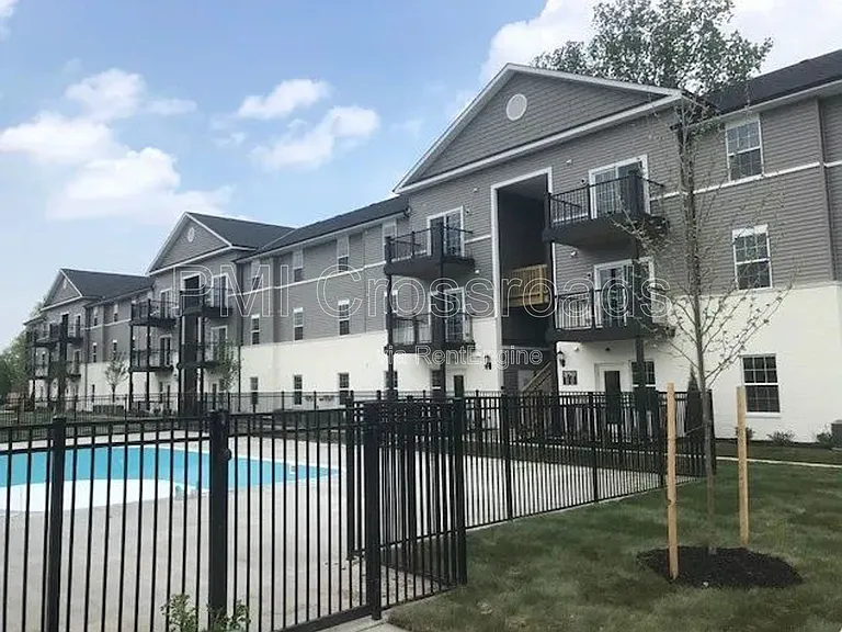Jefferson Pointe — Photo 15