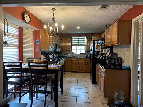3rd image of 312 Clear Haven Dr