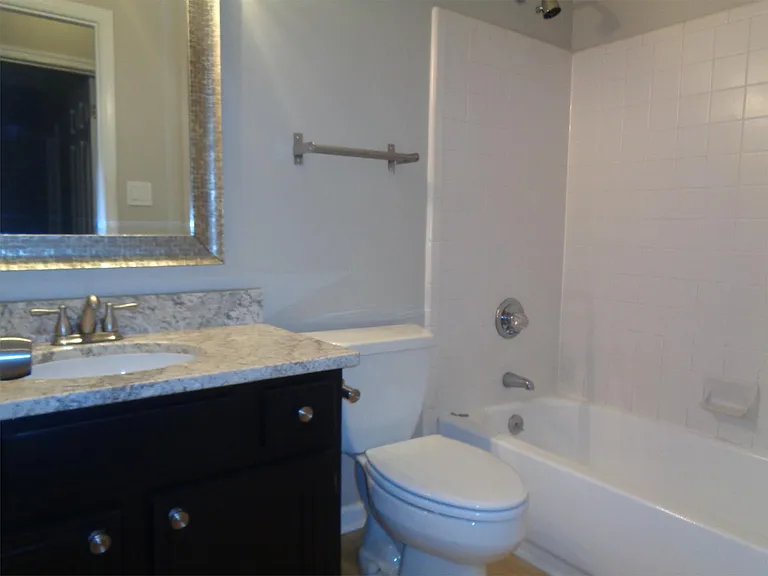 252 E Davie St #1 — Photo 20