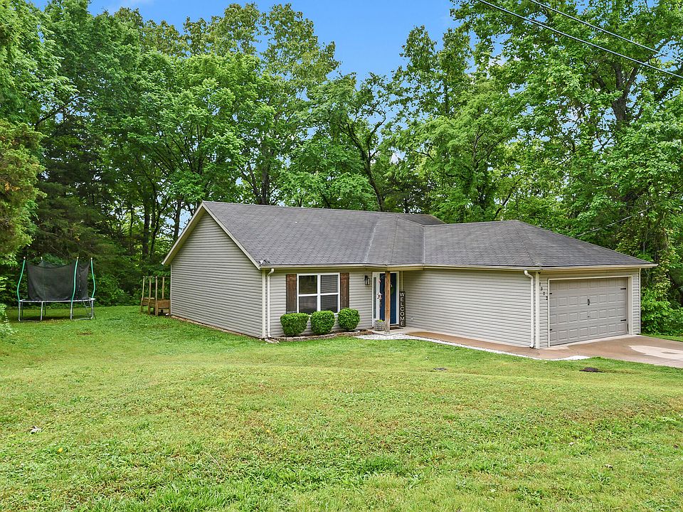 1st image of 1022 Homestead Road