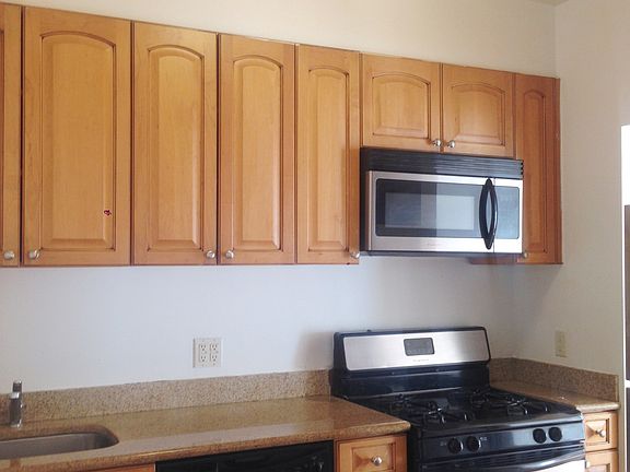 2nd image of 222 Buttrick Ave #C