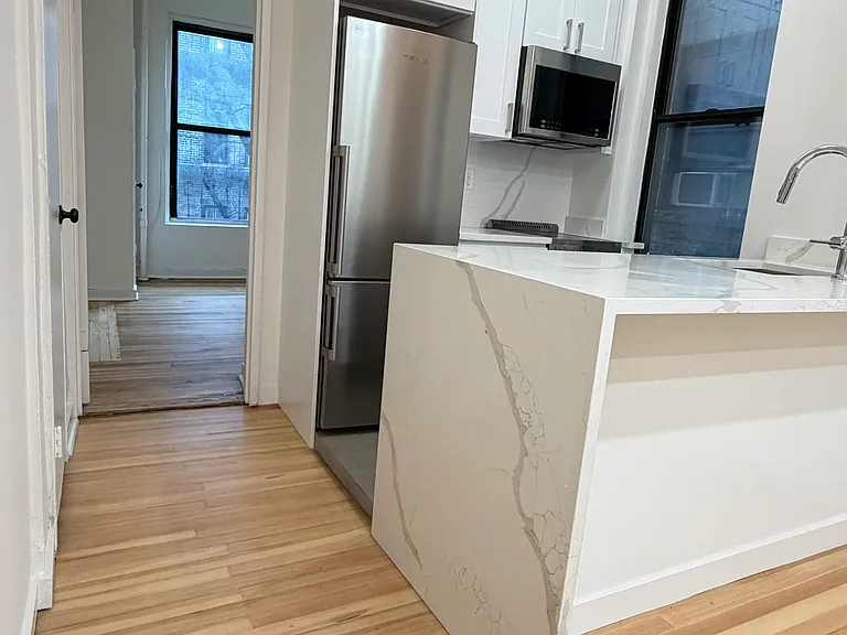 158 W 84th St #3C — Photo 4