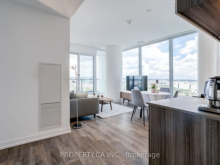 898 Portage Pkwy #1602 — Photo 7