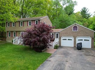 105 Trout Brook Rd, Dracut, MA 01826