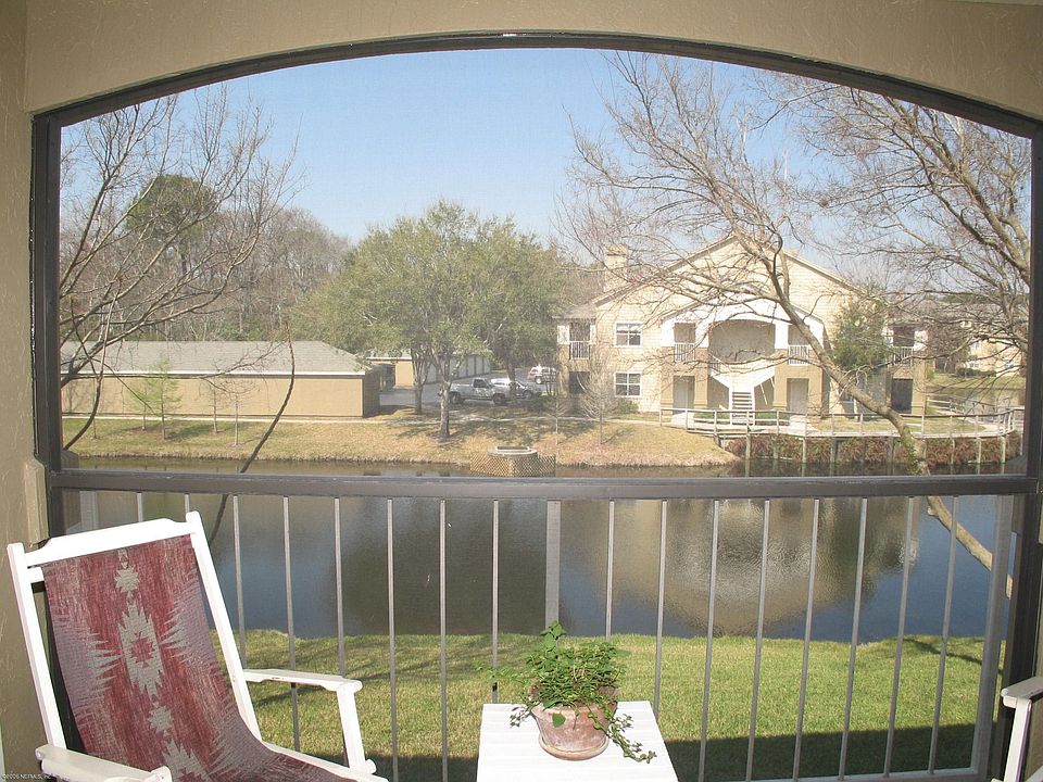 2nd image of 27 Arbor Club Dr Unit 213