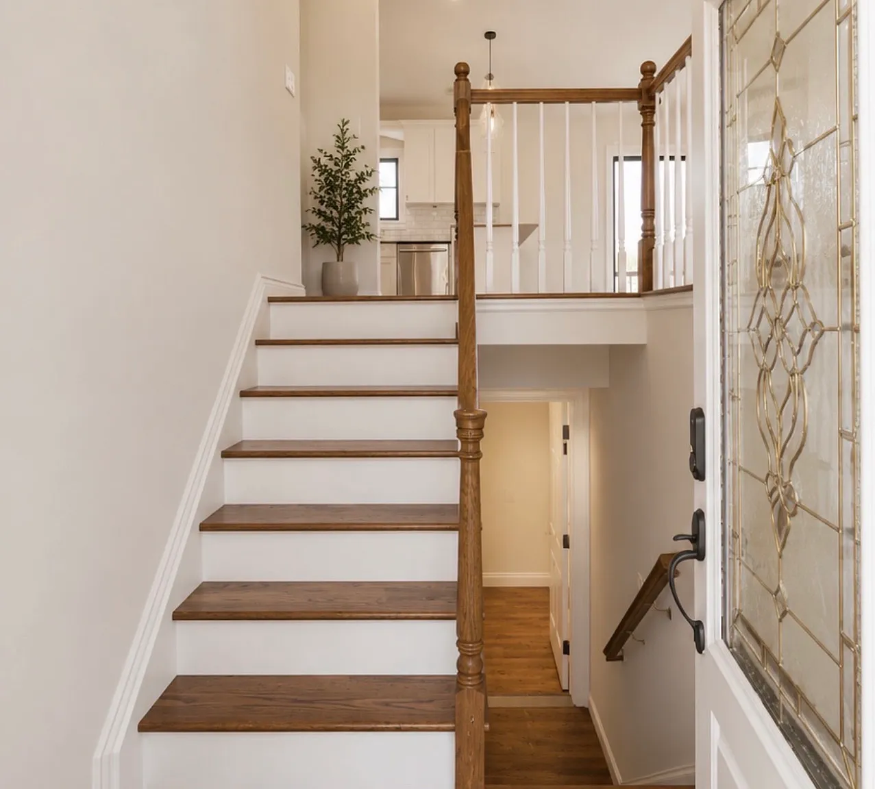 3 bed, 1300 sqft, $4,000 — Photo 3