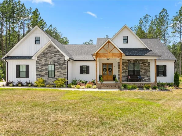 1050 Southern High School Rd, Burlington, NC 27215