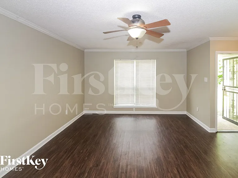 6047 Tiffany Rd — Photo 9