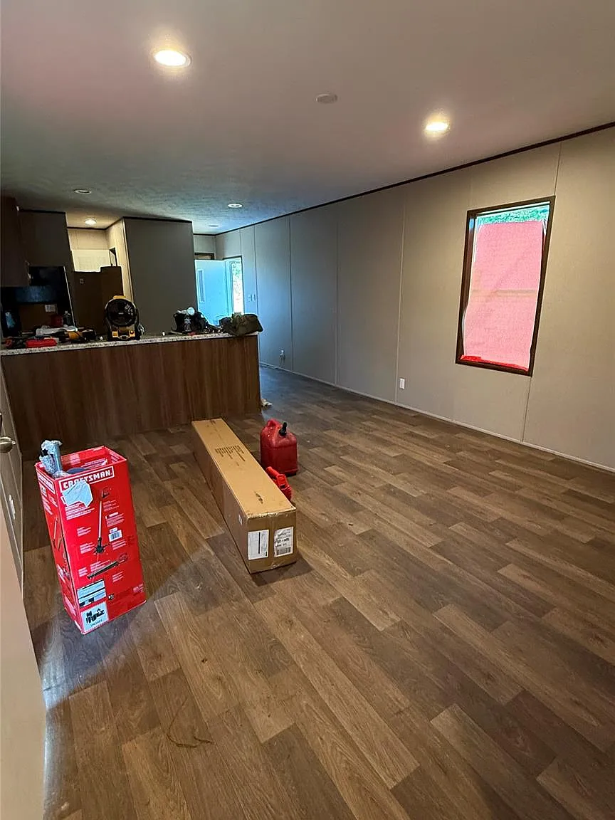 2 bed, 2.0 bath, 840 sqft, $1,500 — Photo 2