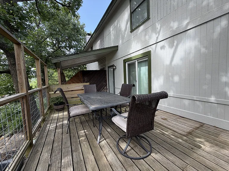 2213 N Crossover Rd #1 — Photo 20