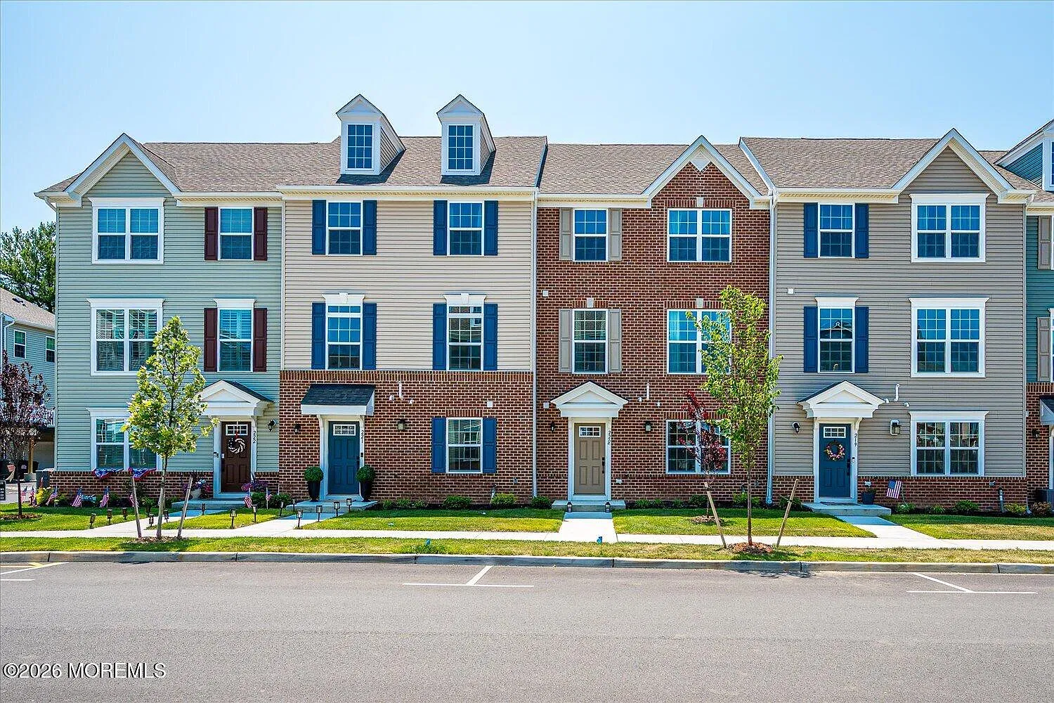 3 bed, 4.0 bath, 1914 sqft, $4,500 — Photo 1