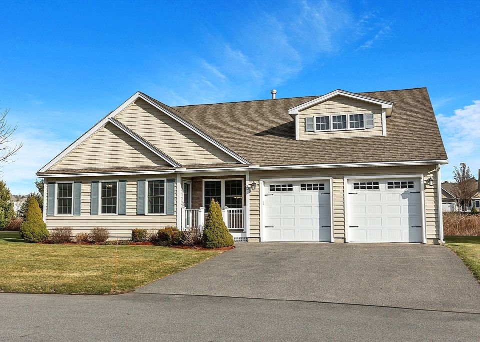 1st image of 13 Wickford Ln #0