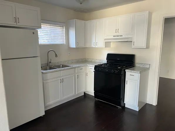 1615 N Stanton Pl, Long Beach, CA 90804