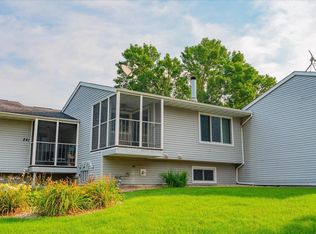 843 Henry St, Waunakee, WI 53597
