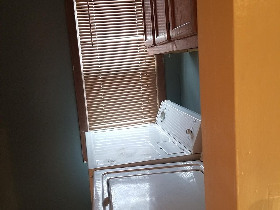 1st image of 622 N Almond St #2