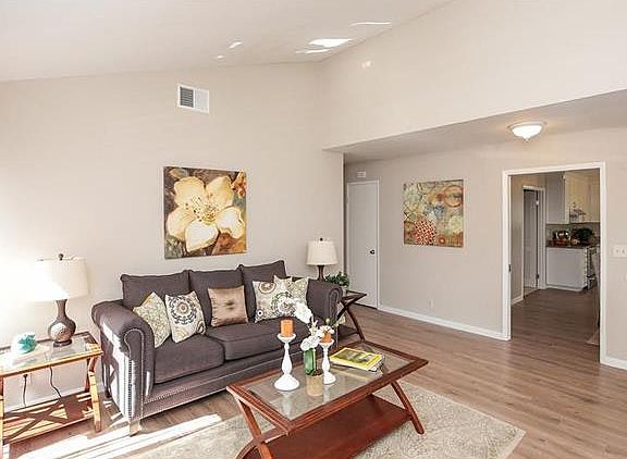 5th image of 5374 Mayten Grove Ct