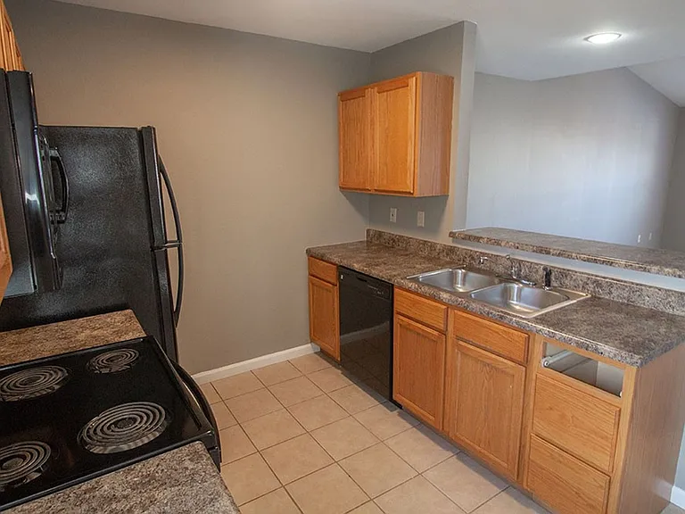 1518 Typhoon Ct — Photo 7