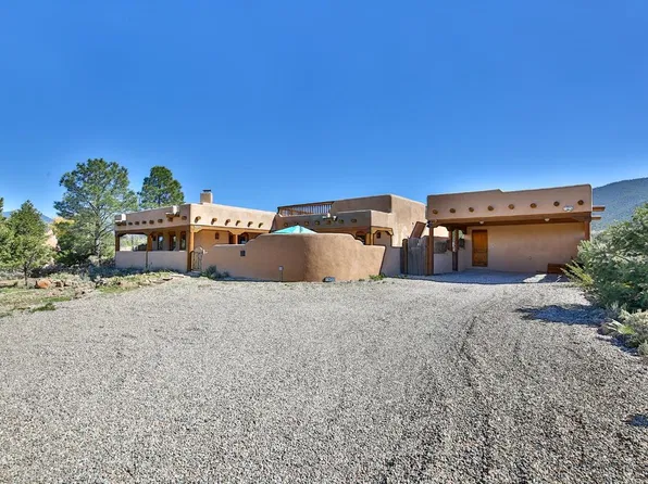 1451 Weimer Road, Taos, NM 87571