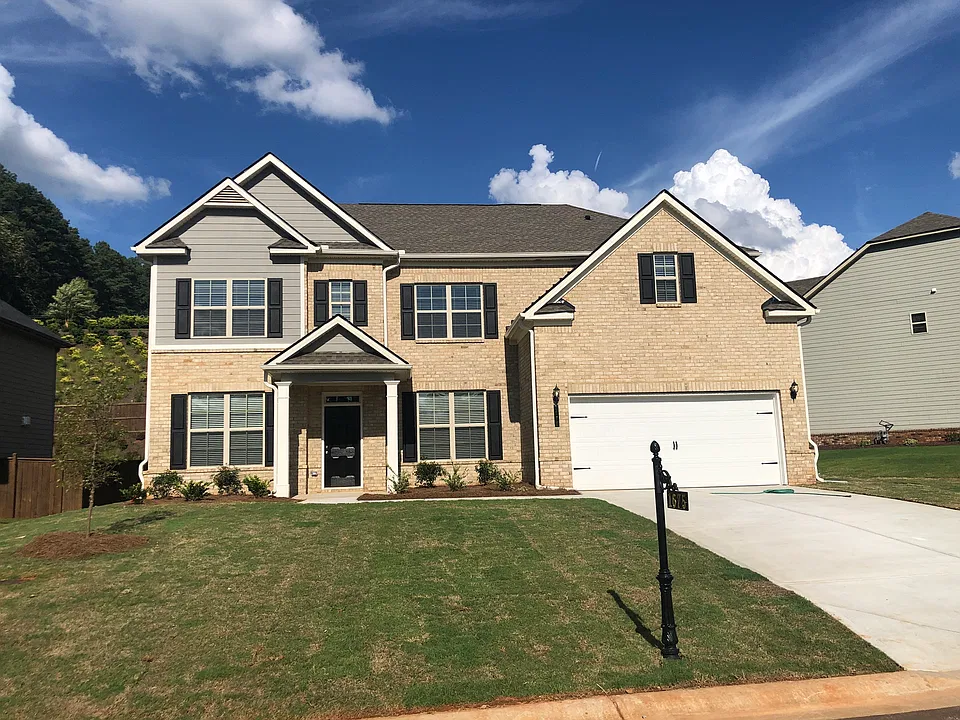 1675 Geranium Ln