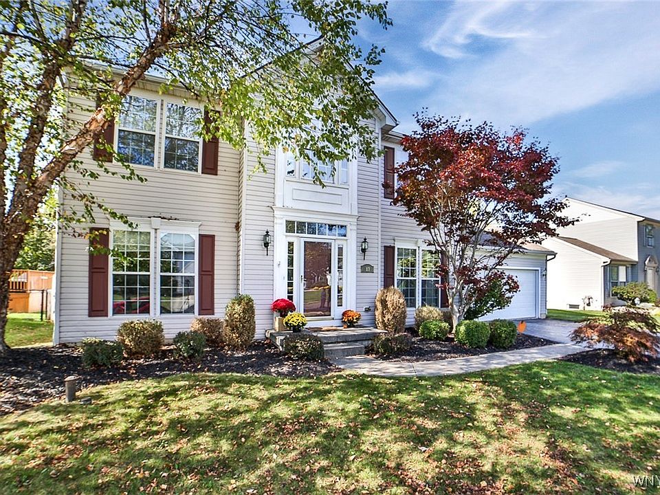 1st image of 17 Creekwood Dr