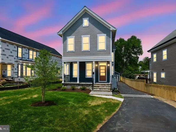 3220 Clayborne Ave, Alexandria, VA 22306