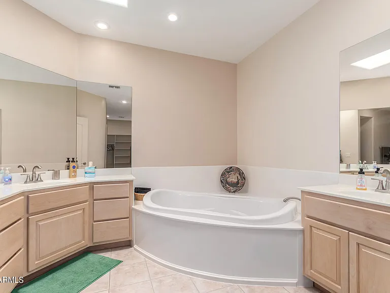 27422 N Montana Dr — Photo 14