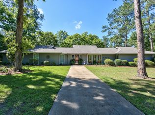 910 Pine St, Bainbridge, GA 39819