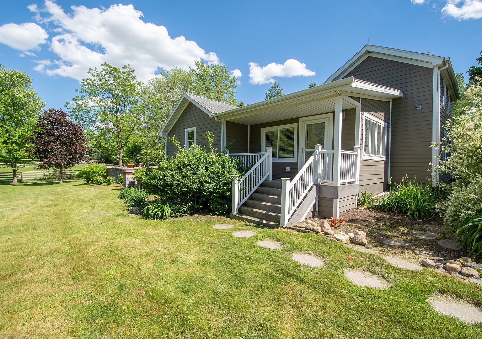 19606 Hebron Rd, Harvard, IL 60033 Zillow