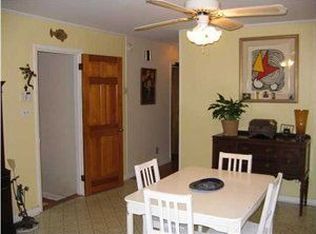 1248 Honeysuckle Ln, Charleston, SC 29412