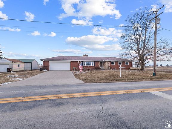 3rd image of 6600 Rouget Rd